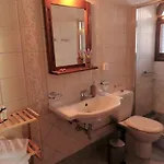 Liogerma Tsoukaládhes