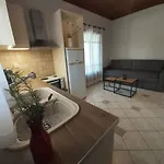 شقة Liogerma Tsoukaládhes