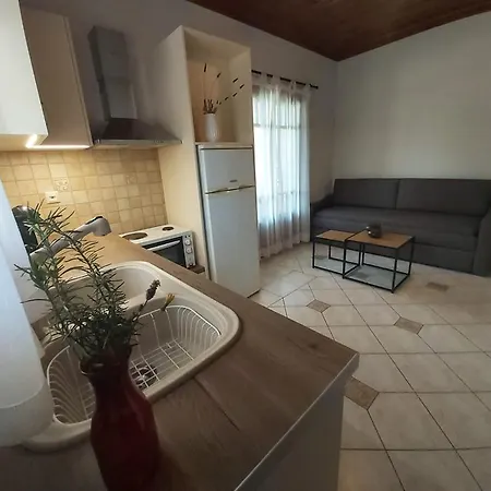 Apartment Liogerma Tsoukaladhes